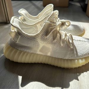 Yeezy 350 cream white USED 6.5 m